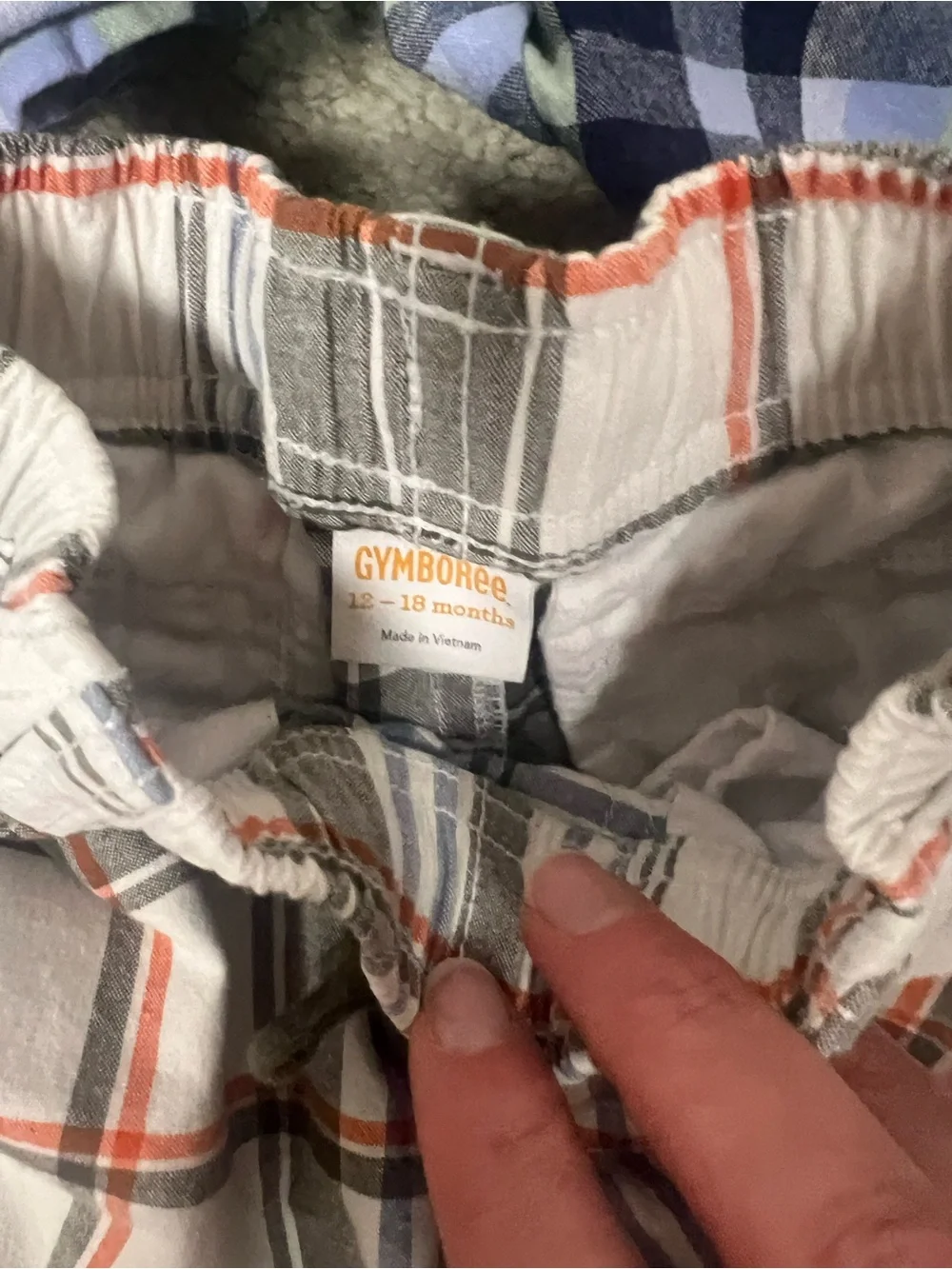 8 pairs of Gymboree 12-18 month shorts (IN#25)